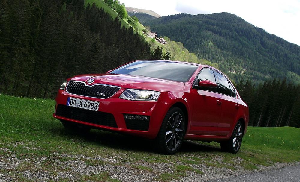 2013_Skoda_Octavia_III_RS_2.0_TSI_Rio-Rot-Metallic.jpg