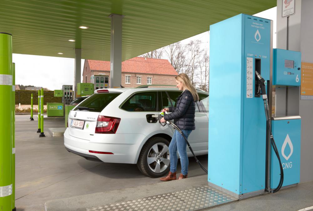 Skoda CNG tanken 6_1920.jpg