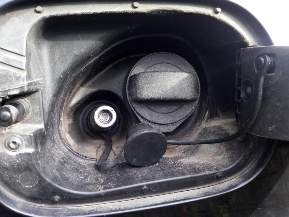 CNG-nippel-Skoda-Octavia-model-2016-a.jpg