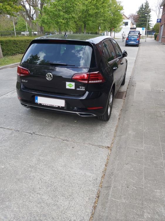vw-golf-tgi-black_2048.jpg